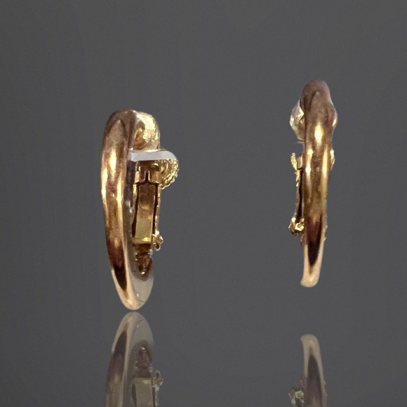 Lot of 3 Vintage Clip-on Earrings, 2 gold hoops, 1 pink Dangler - Picture 7 of 8